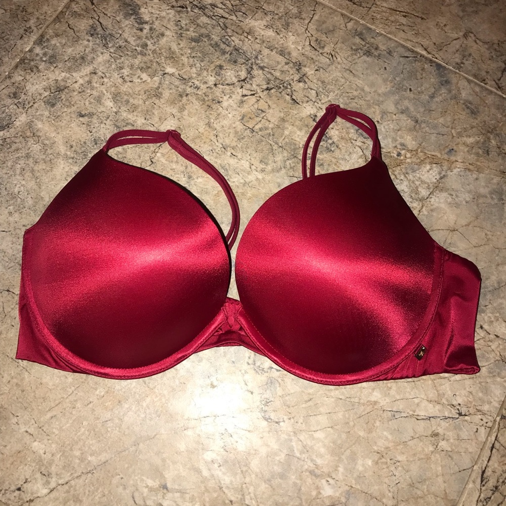Victoria’s Secret bra 36C